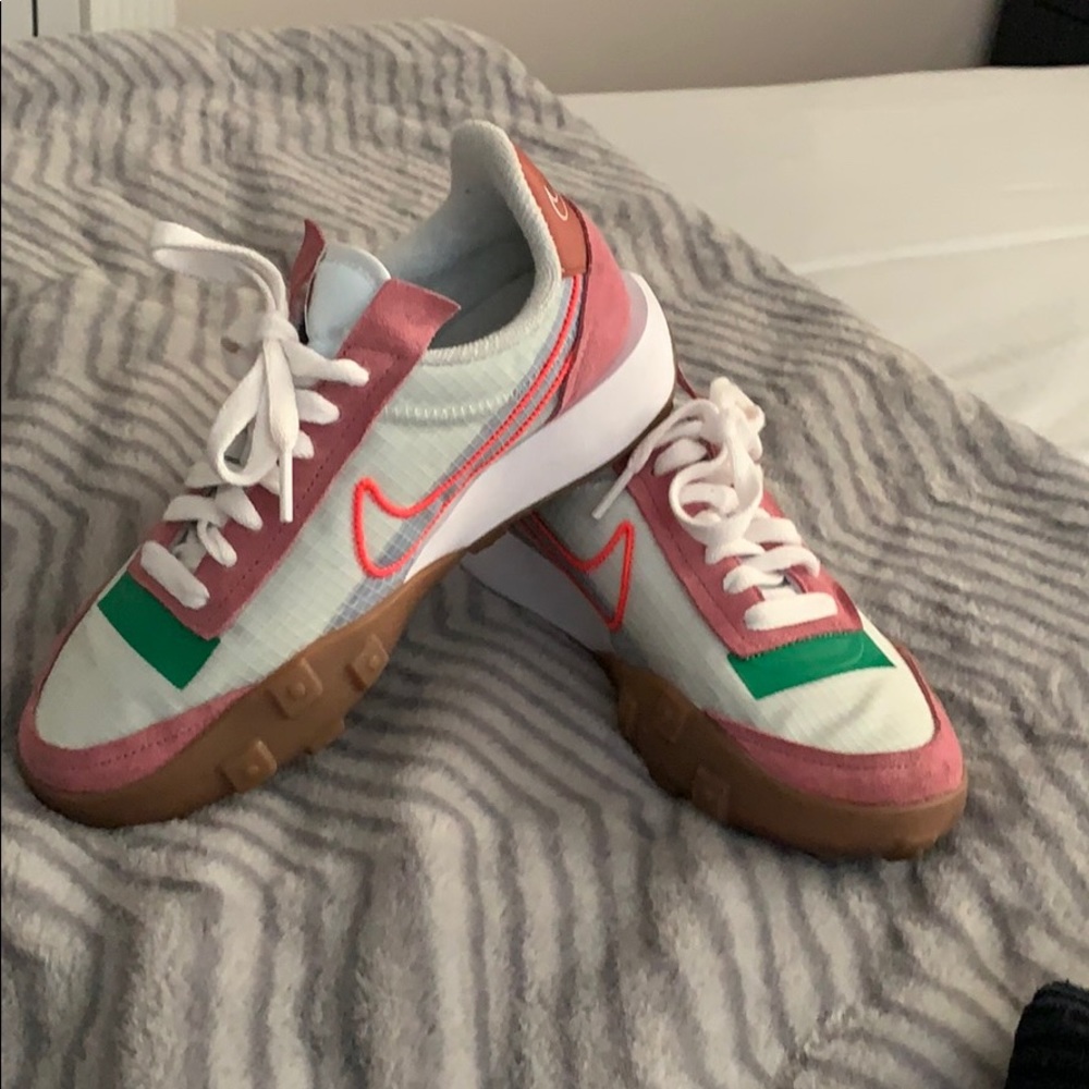 Nike